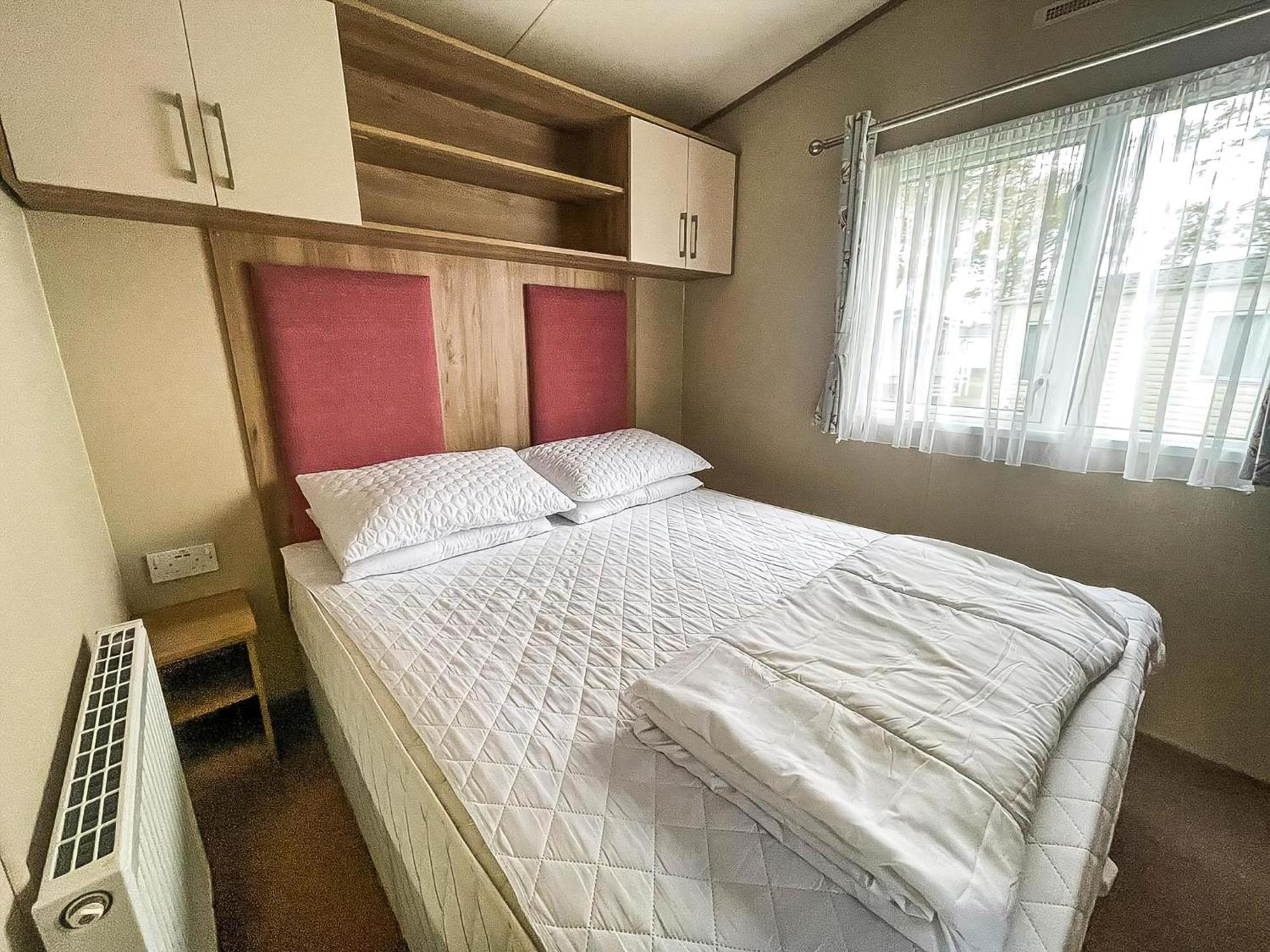 Lovely 6 Berth Caravan With Decking At Carlton Meres In Suffolk Ref 60058M Saxmundham Dış mekan fotoğraf